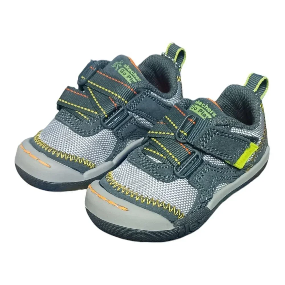 Skechers Baby Boys' Flex Play-Easy Pick Sneaker Charcoal/Grey 4 Medium Toddlers
